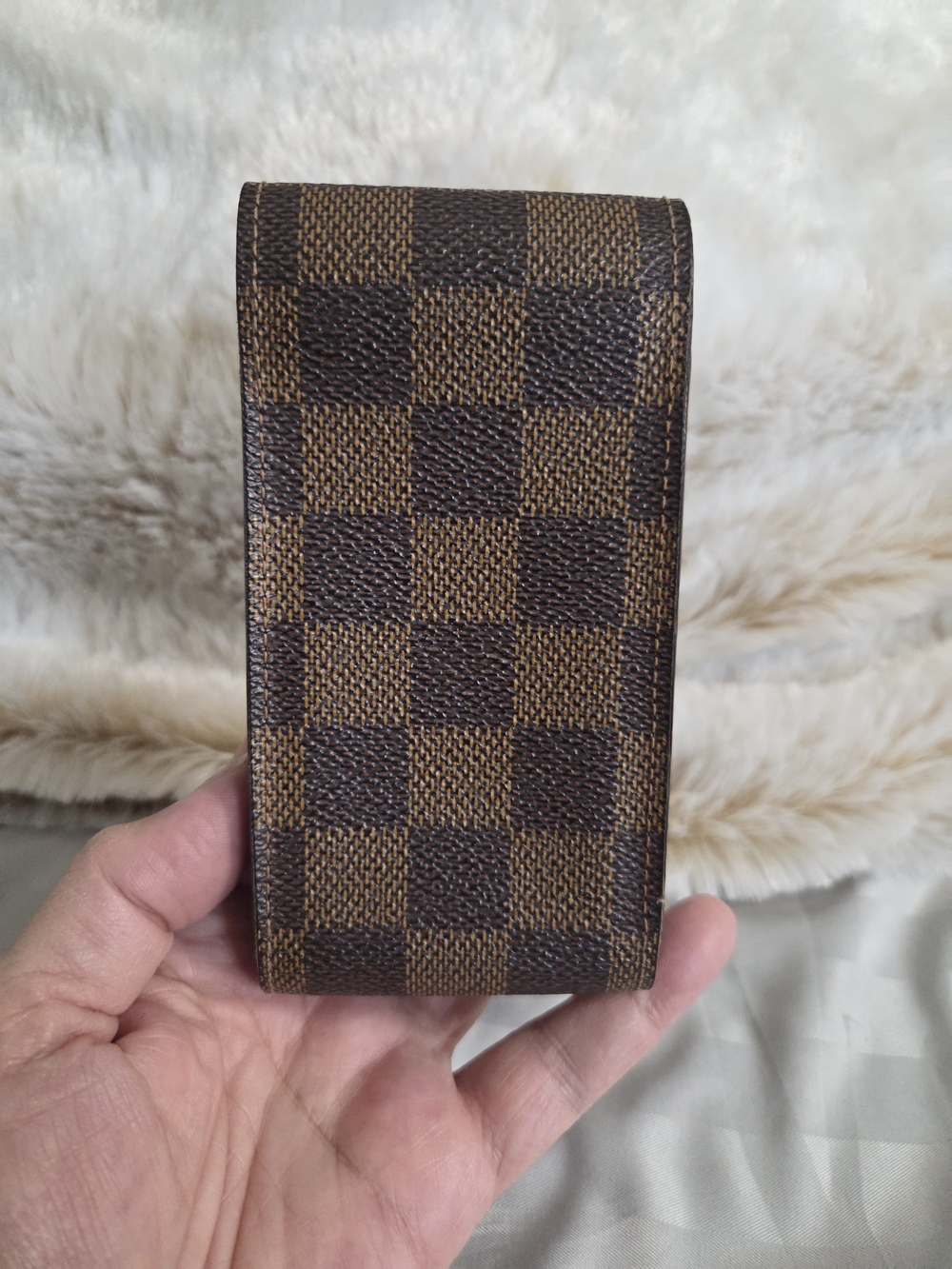 Louis Vuitton Damier Ebene Canvas Case - Picture 4 of 9